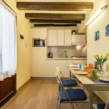Central Studio W Private Garden * Venedig